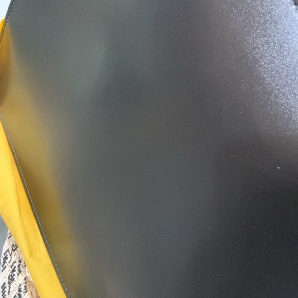 New Valentino Italian Leather Large tote bag - Picture 14 of 16